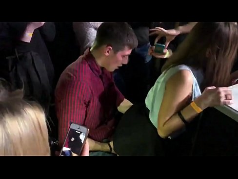 ❤️ ரஷ்ய இரவு விடுதியில் உண்மையான செக்ஸ். 18 வயது ரஷ்ய பெண் ஆசனவாய் மற்றும் பிறப்புறுப்பில் இரவு விடுதியில் புணர்ந்தார் தரமான ஆபாச எங்களிடம்% ta.pinkporno.ru%